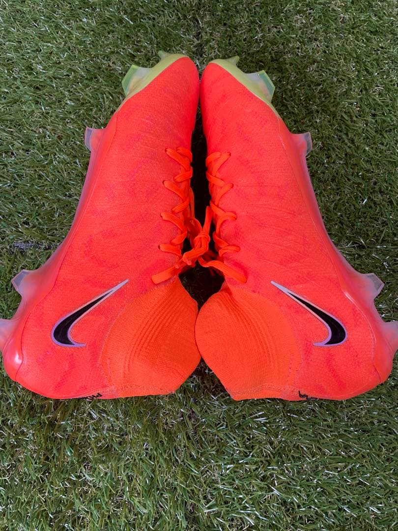 シューズ Nike Phantom Luna Elite FG