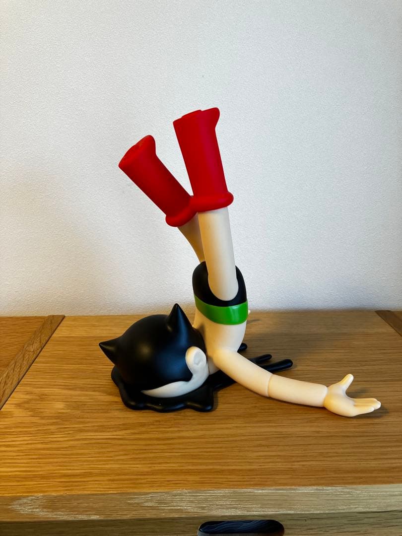 ASTRO CRASH BY JOSH DIVINEフィギュア 鉄腕アトム