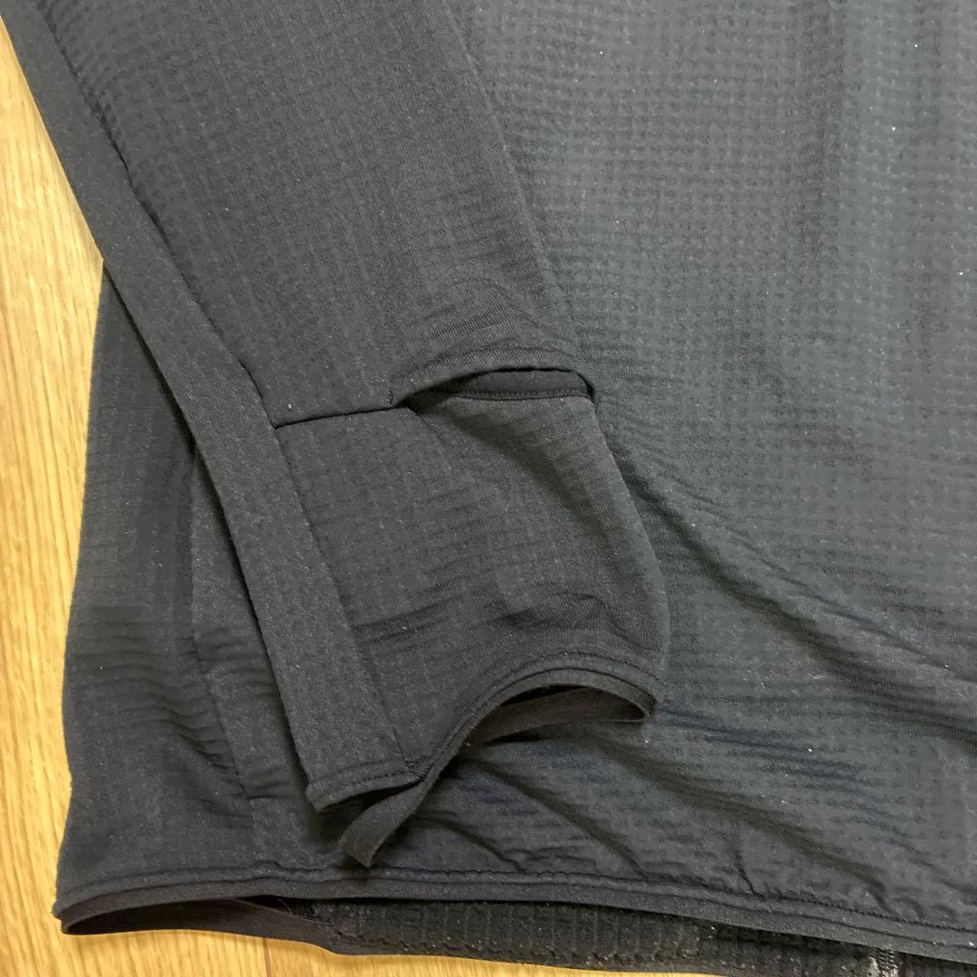 ノースフェイス　ハイブリッド サーマル バーサ グリッド フーディ