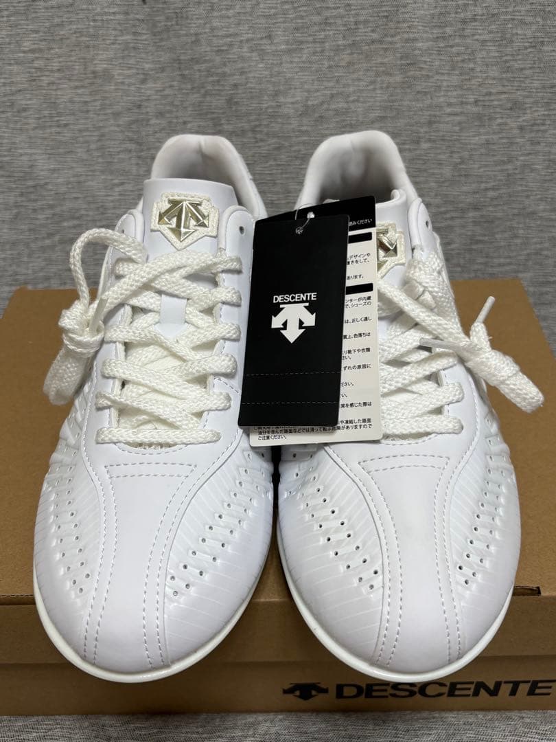 26.5 ☆新品☆ デサント コウノエベルトスパイク２Gプラス ホワイト