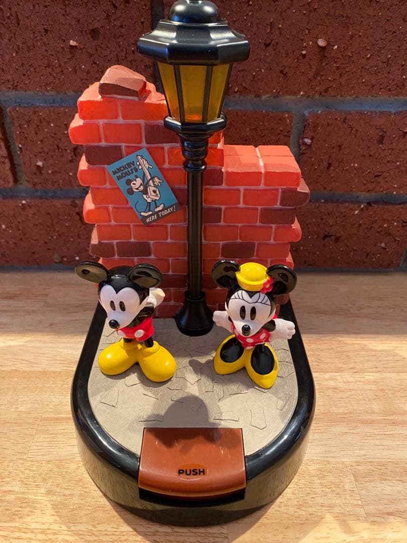 Disney ミッキー　ミニー　キッスインランプ TOYBOX　ライト　ランプ