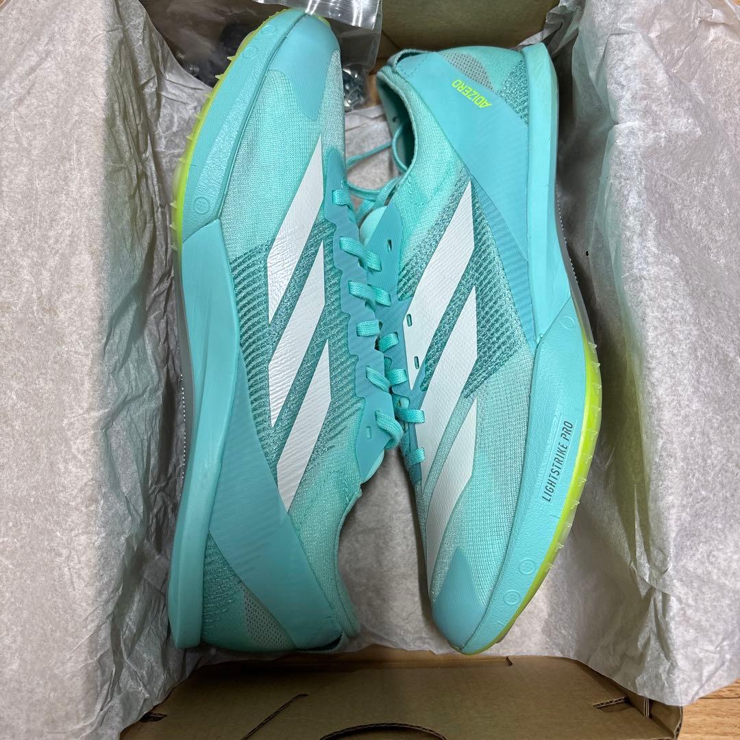 短距離スパイク ADIZERO FINESSE 25.5cm タグ付き