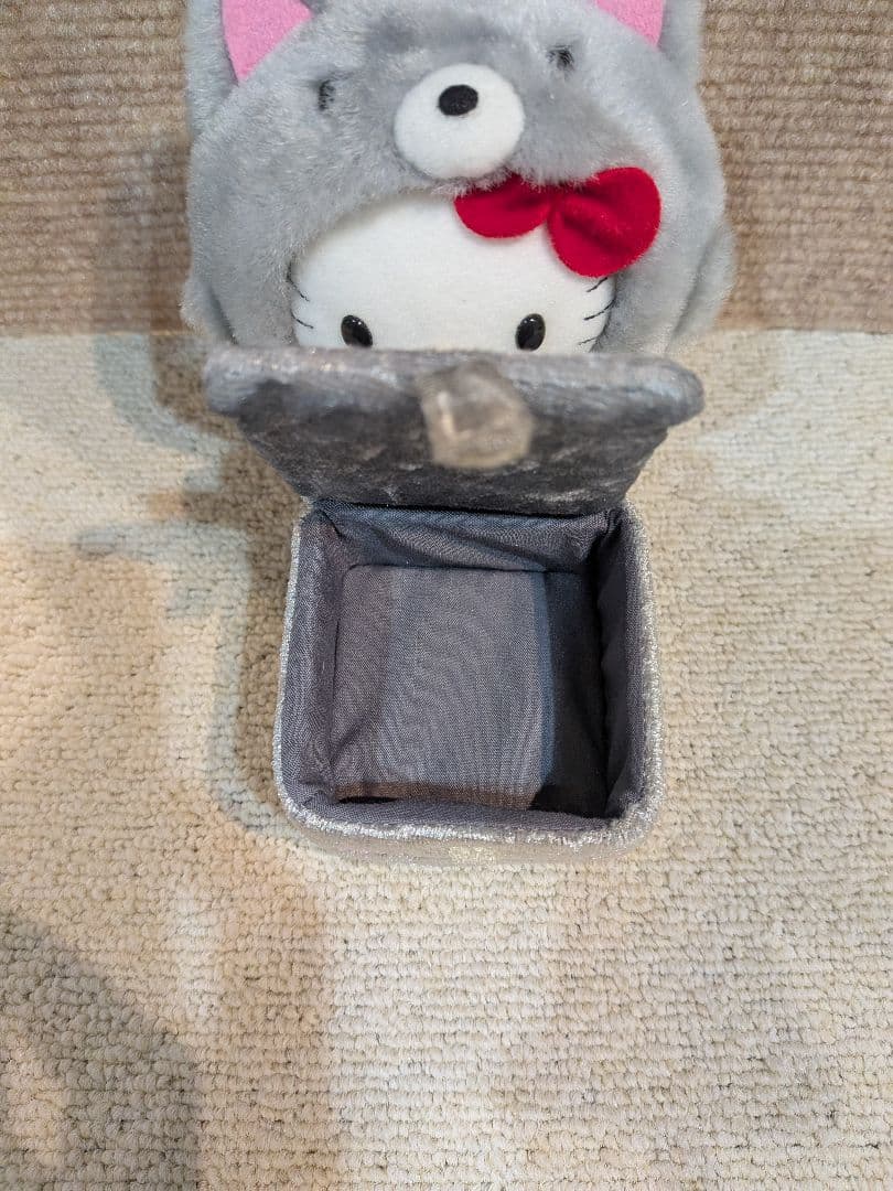 北海道限定　ハローキティ　ギンギツネ　ぬいぐるみ2004年　ぬいぐるみ小物入れ