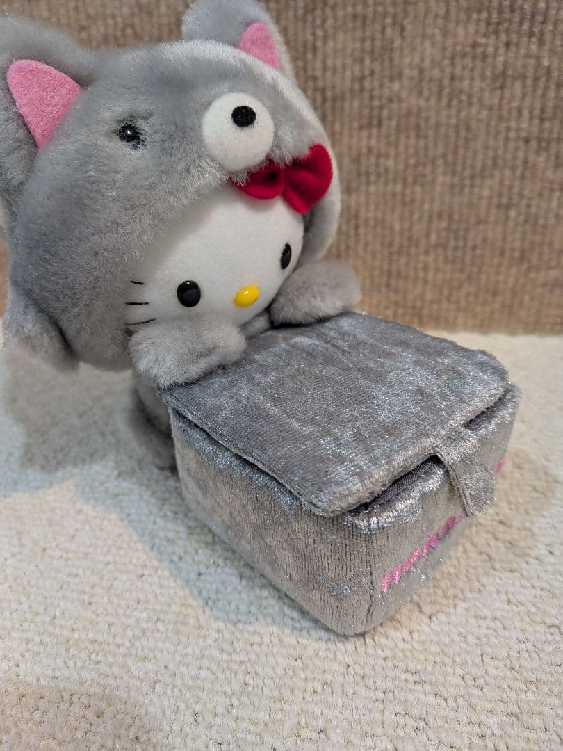 北海道限定　ハローキティ　ギンギツネ　ぬいぐるみ2004年　ぬいぐるみ小物入れ