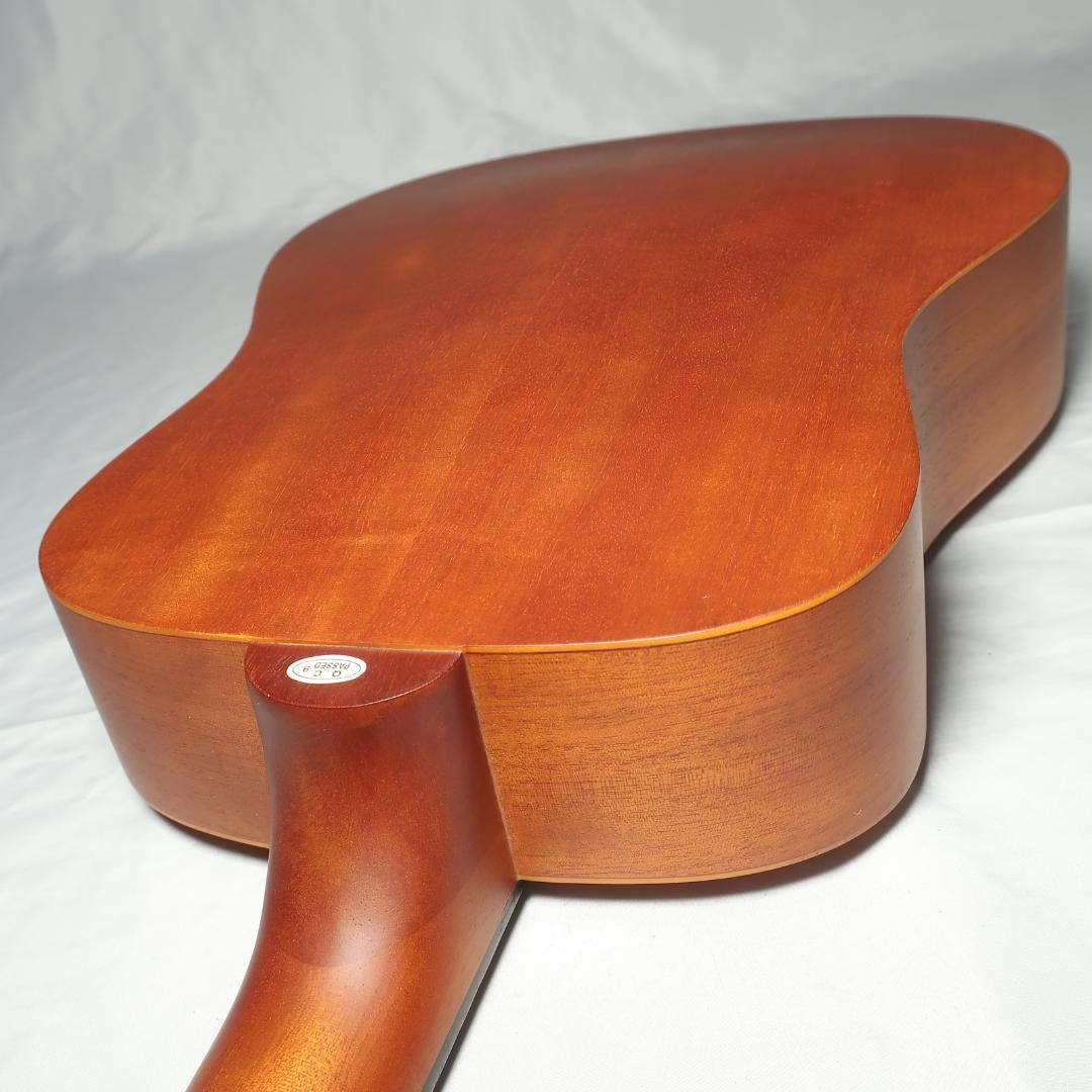 段S.Yairi YM-02/MH ミニギター ケース付 マホガニーアーチバック