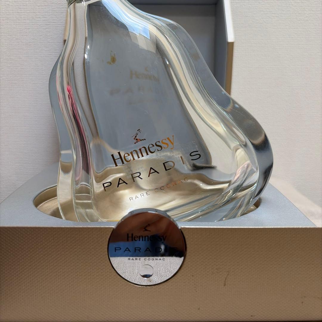 ヘネシーパラディブランデー空き瓶、ケース