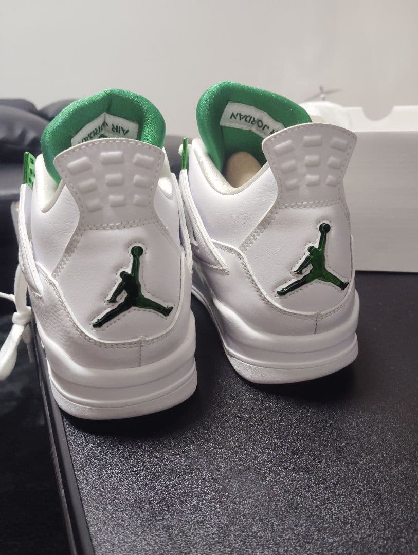 シューズ(男性用) NIKE AIR JORDAN4