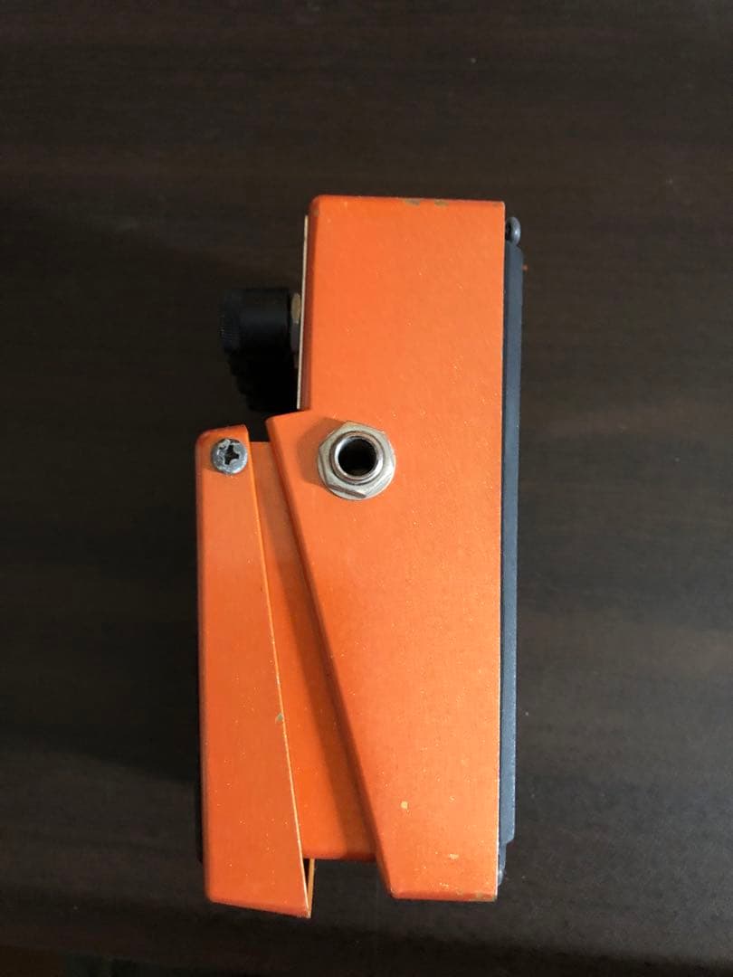 生産終了品　BOSS adaptive distortion