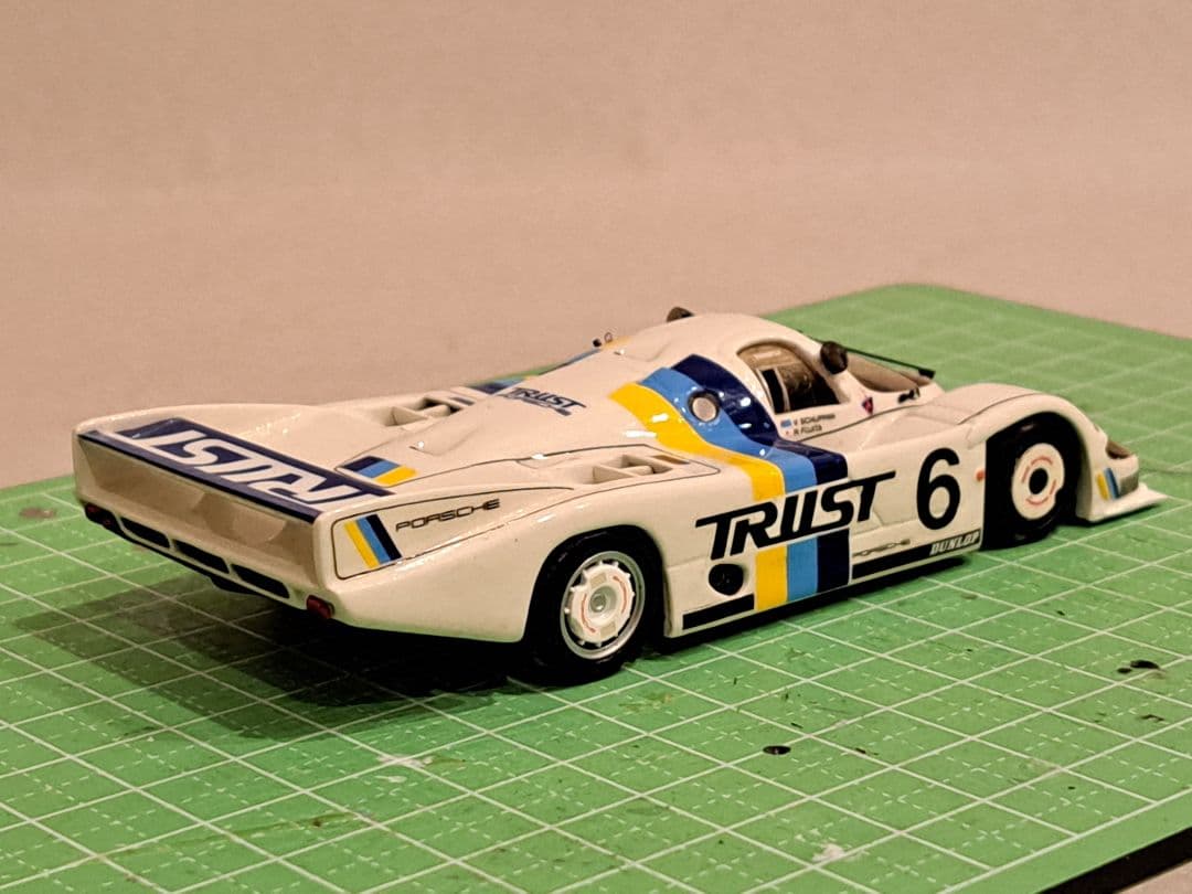 AMR 1/43 TRUST ポルシェ956 完成品