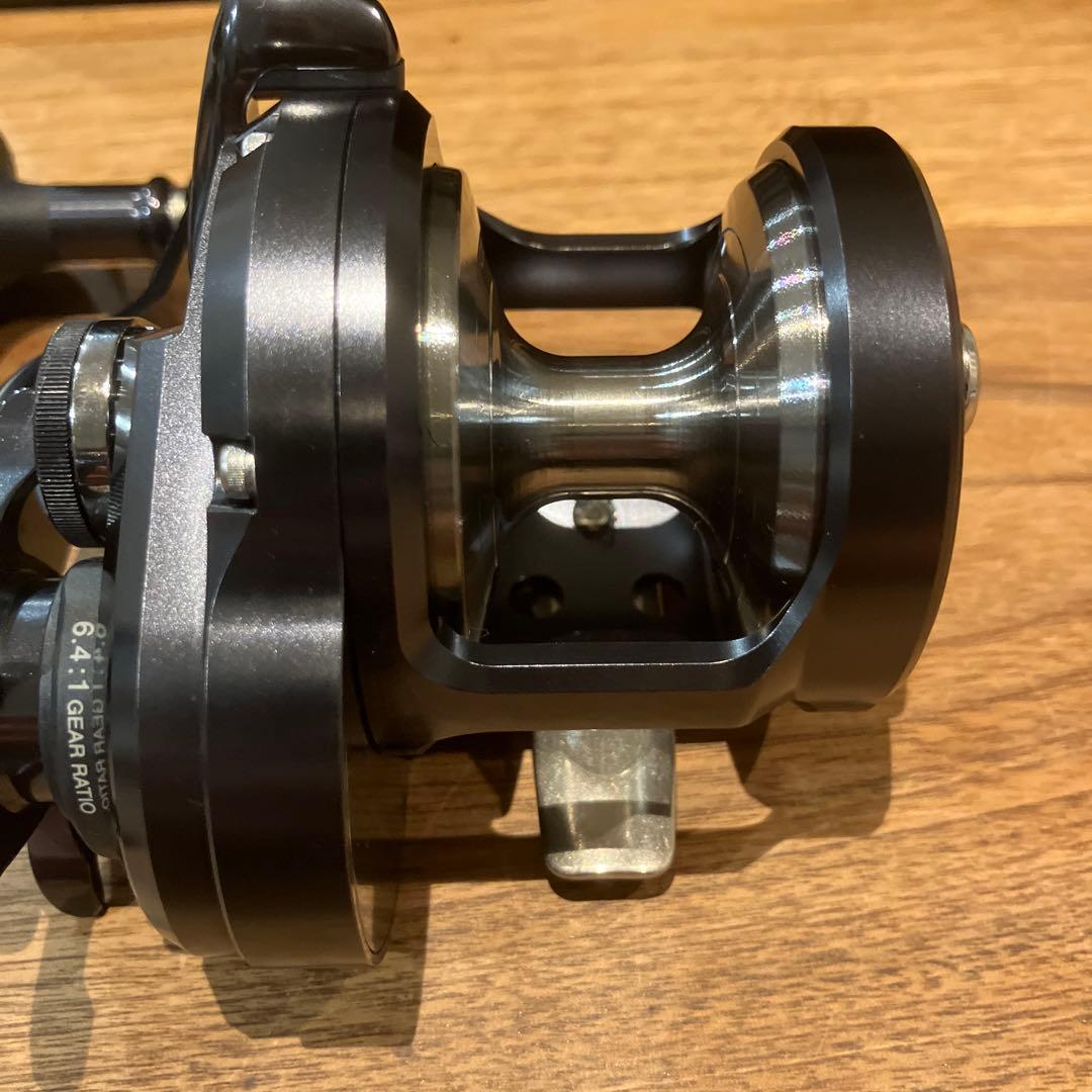 と*ぽ様 シマノ　19 オシアジガー1500HG Fカスタム(新品未使用) 右ハ