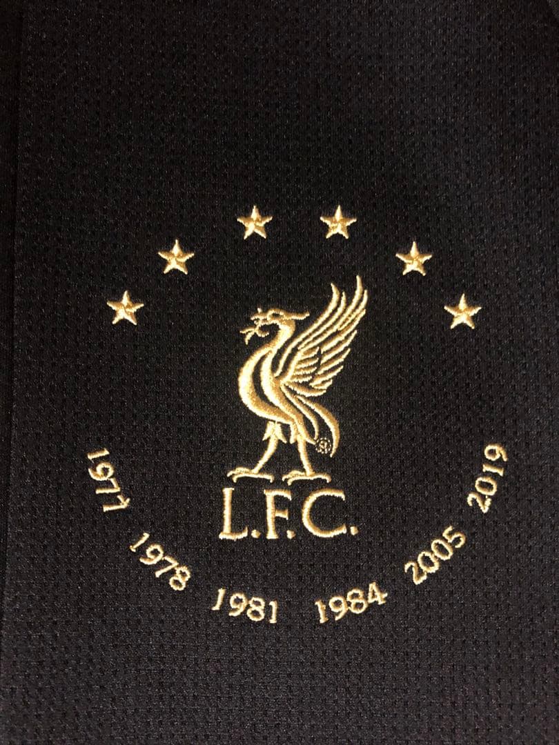 リバプール Liverpool FC ジャケット サイズM 【お値下げ中‼️】