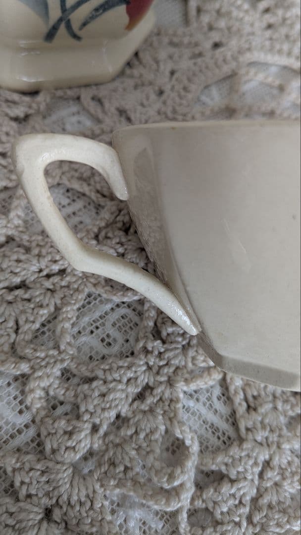 ディゴワン サルグミンヌ シュガーポットとカップのセット フランス