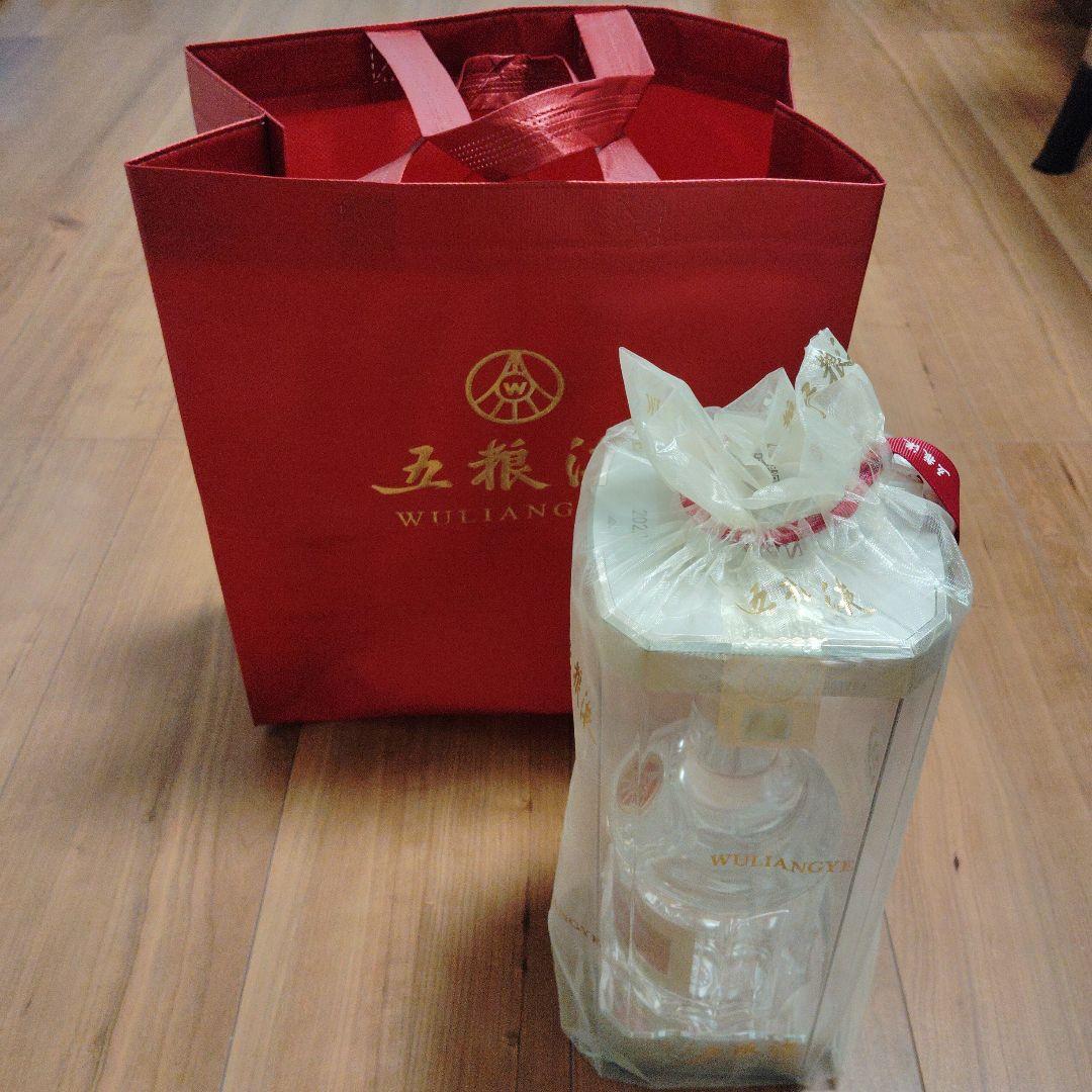 【新品】WULIANGYE 五粮液 52% 500ml 2022年製 袋付き