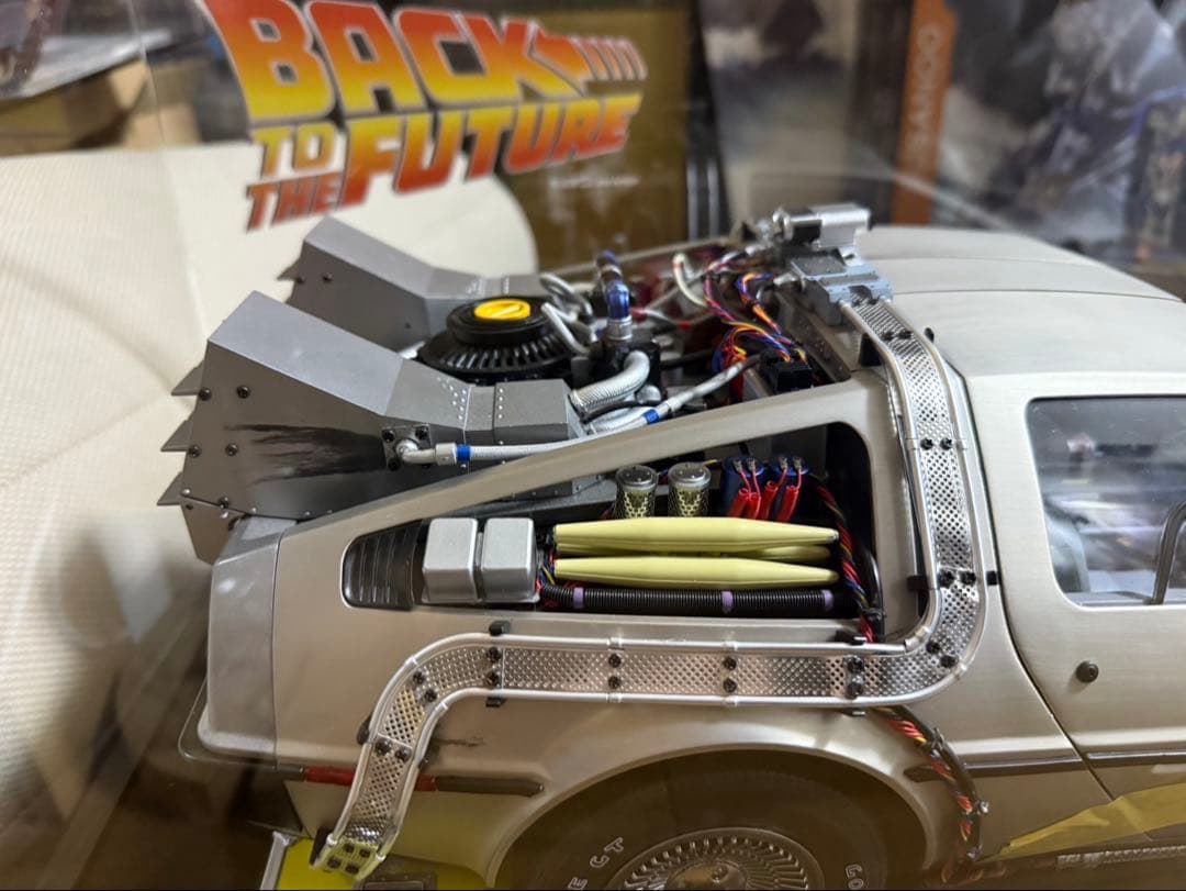 壱商　デアゴスティーニ　デロリアン