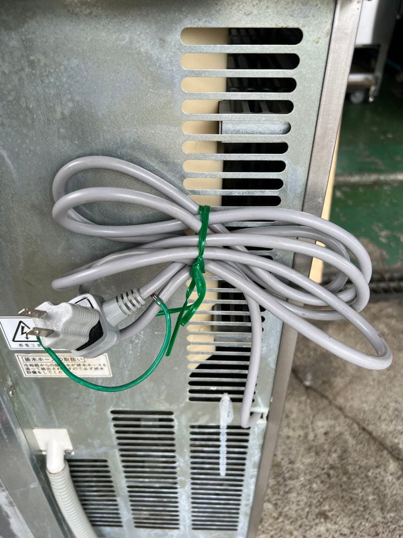 2017年 フクシマテーブル形冷凍庫 154L