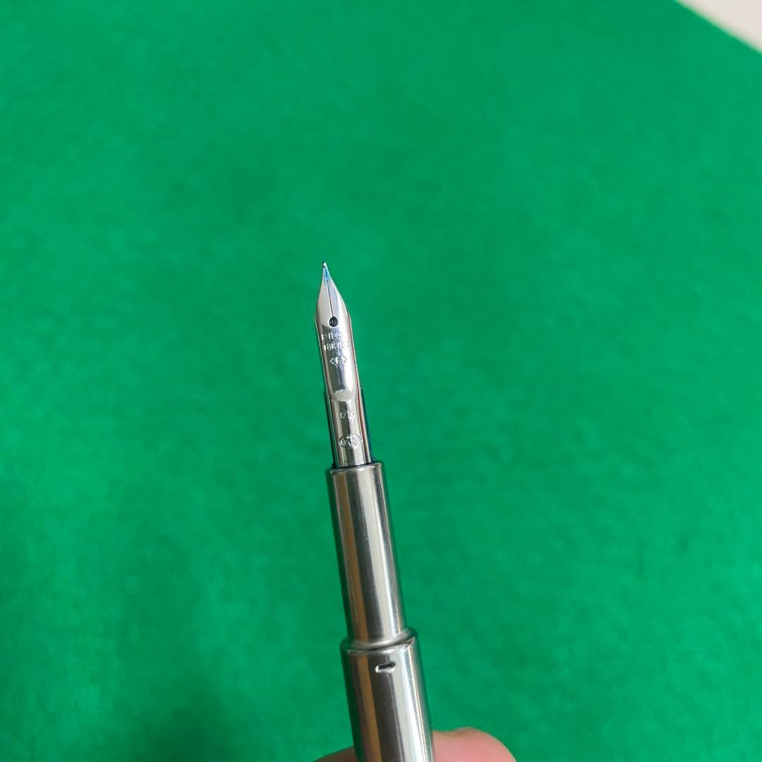 パイロット　キャップレス　デシモ　ダークグレーマイカ　細字F