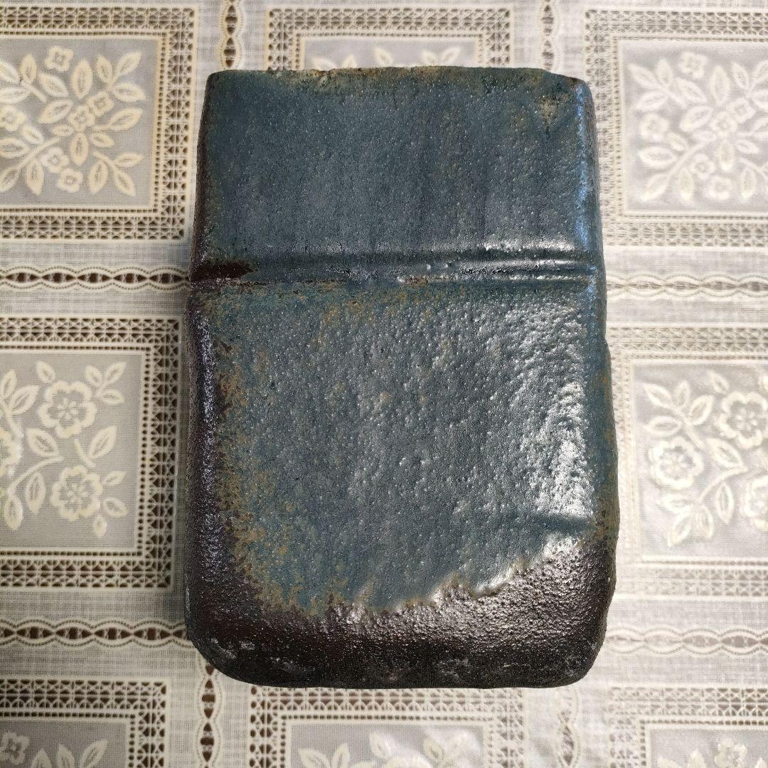 加藤釥（かとう きさく） 瀬戸焼『黒い花器』、ウコン布＆桐共箱付