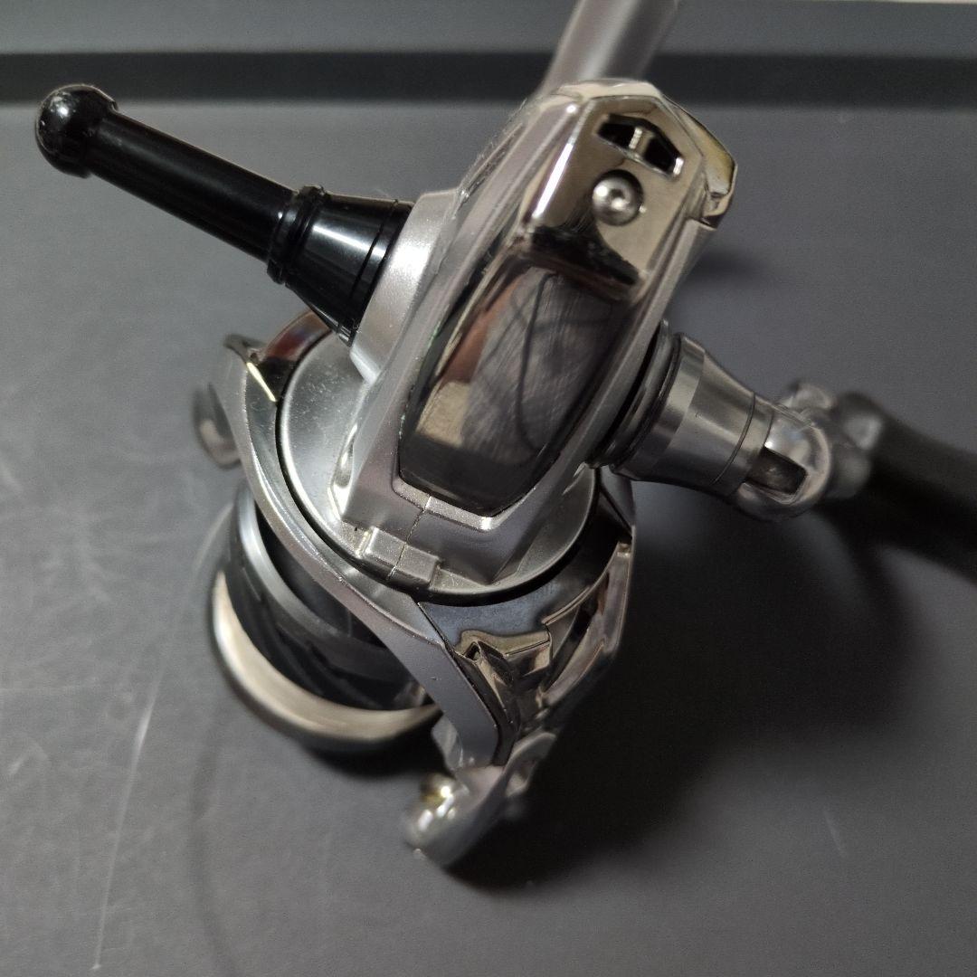 シマノ15 STRADIC 3000M スピニングリール