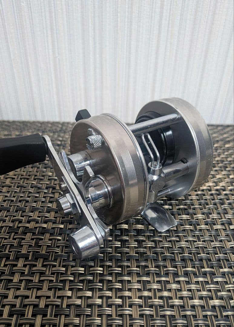 美品 abu 1500c アブ 1500c 78年 アブガルシア アンバサダー