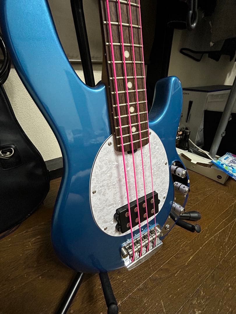 ベース Stingray SS4