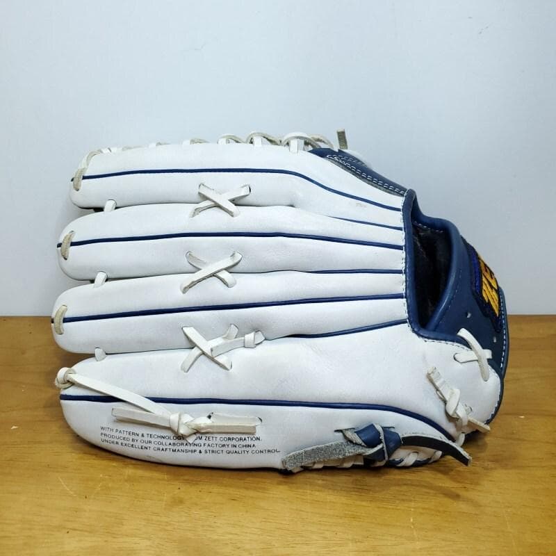 ZETT ゼット 金城竜彦モデル 横浜時代 旧ラベル 外野用 軟式グローブ