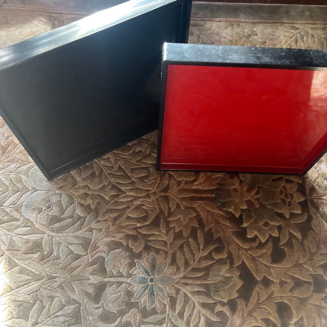 赤×黒　リバーシブルお盆