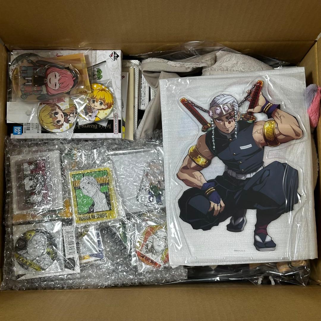 JUMP SHOP キャラクターグッズ まとめ売り 鬼滅の刃 呪術廻戦 ジョジョ