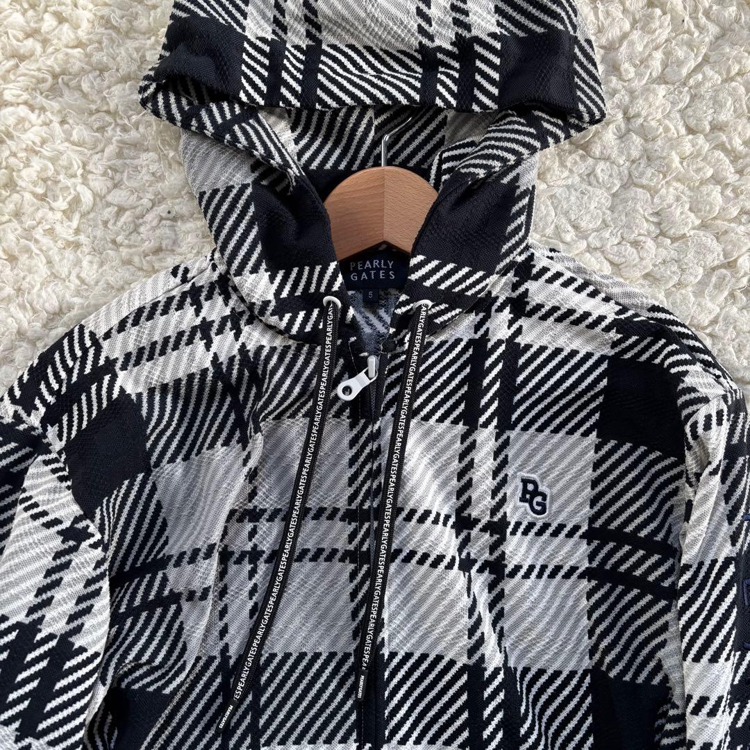 未使用級PEARLY GATES フード パーカー ジャケット ホワイト系 L