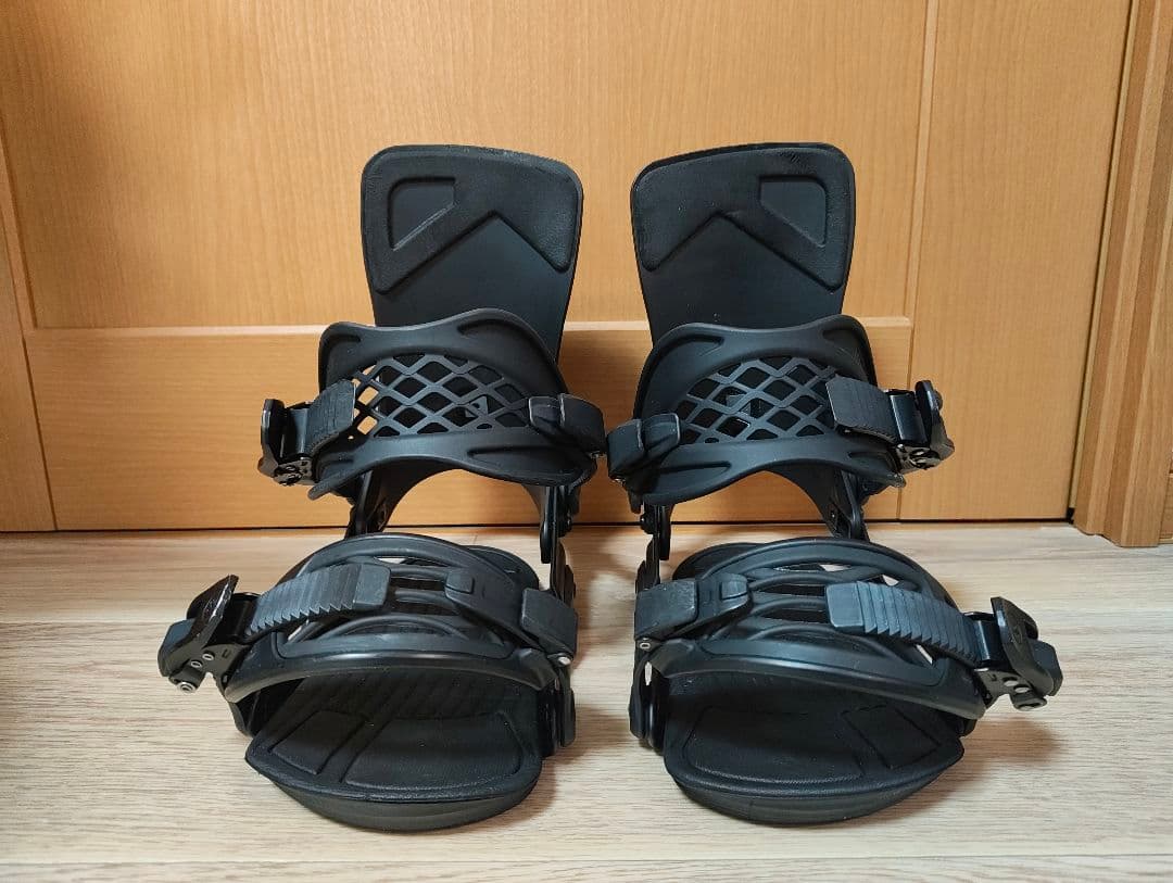 RIDE REVOLT ブラック ビンディング　バイン　Mサイズ