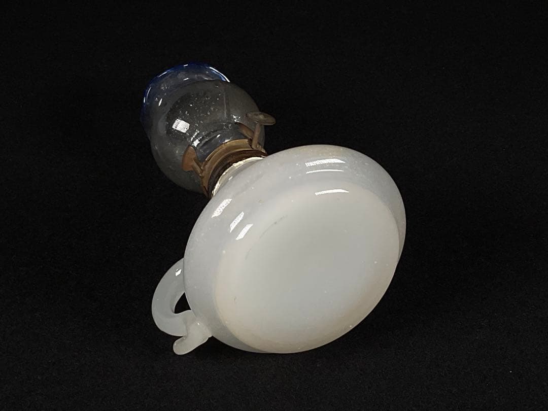 時代 豆ランプ　乳白　青縁フリル　和ガラス　気泡入り　オイルランプ　灯火器