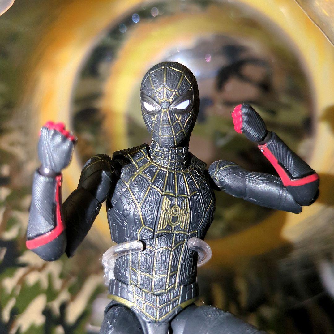 S.H.Figuarts スパイダーマン【ブラック&ゴールドスーツ】中古•欠品有