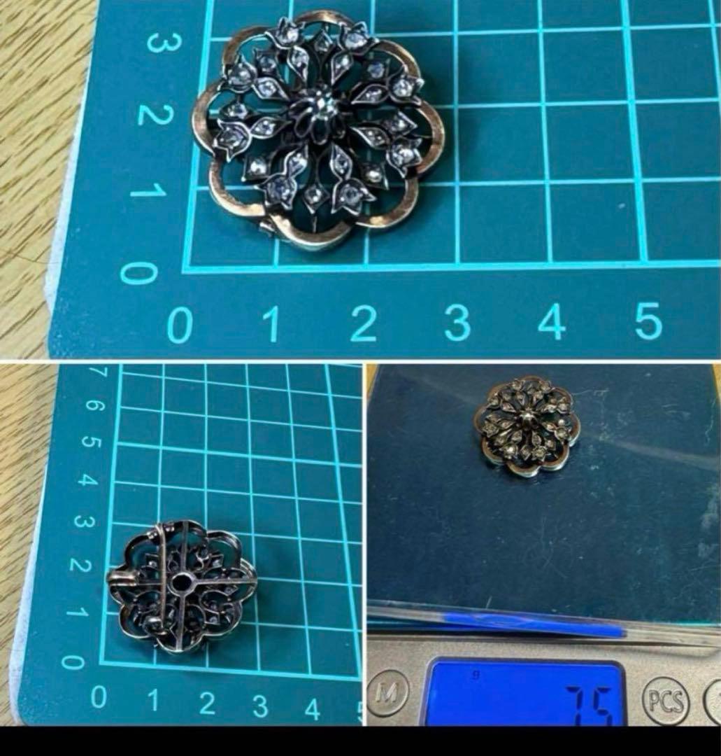 フランス　アンティーク　18金　ブローチ 花型　沢山のローズカットダイヤ。