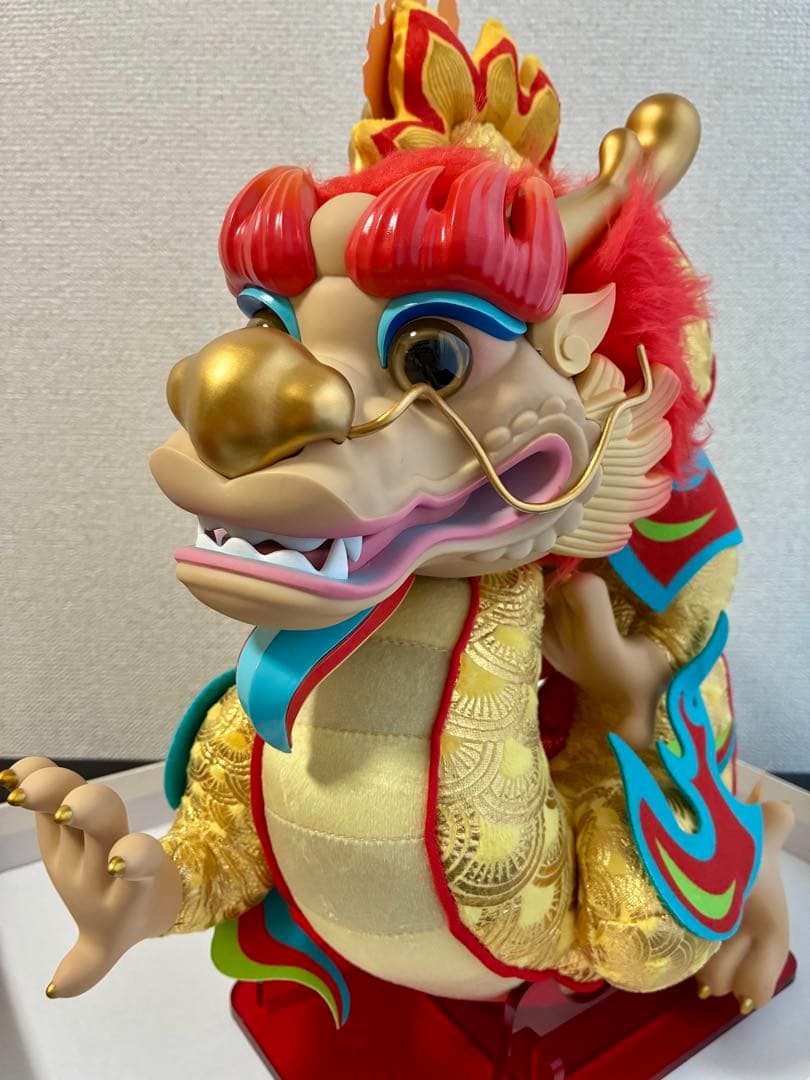 春節　吉祥龍　縁起物　ドラゴンの置物