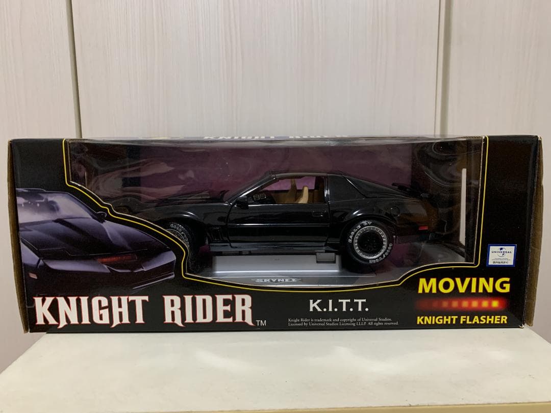 1/18 ナイトライダー K.I.T.T