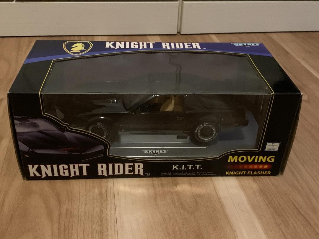 1/18 ナイトライダー K.I.T.T