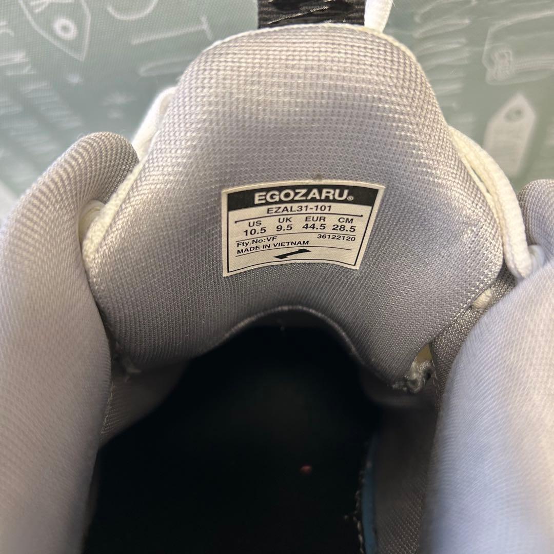 【極美品】　EGOZARU エゴザル　バスケットシューズ　WH 28.5㎝