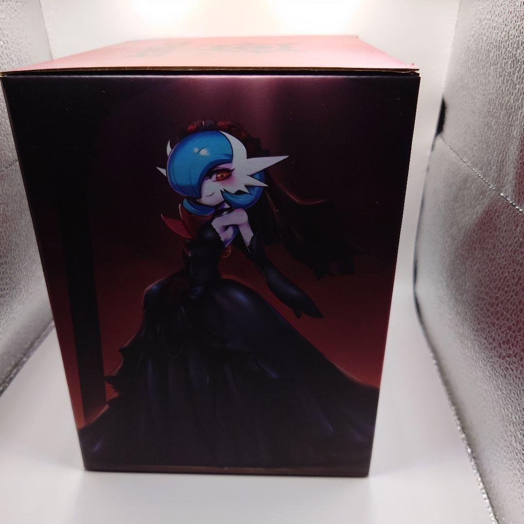 【新品未開封】色違いメガサーナイト　フィギュア