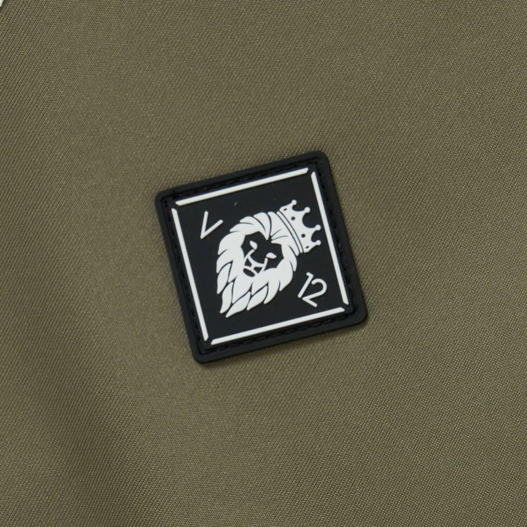 ⭐︎新品未使用⭐︎Ｖ12⭐︎定価27,500円⭐︎zipジャケット⭐︎OLIVE.ＸＬ