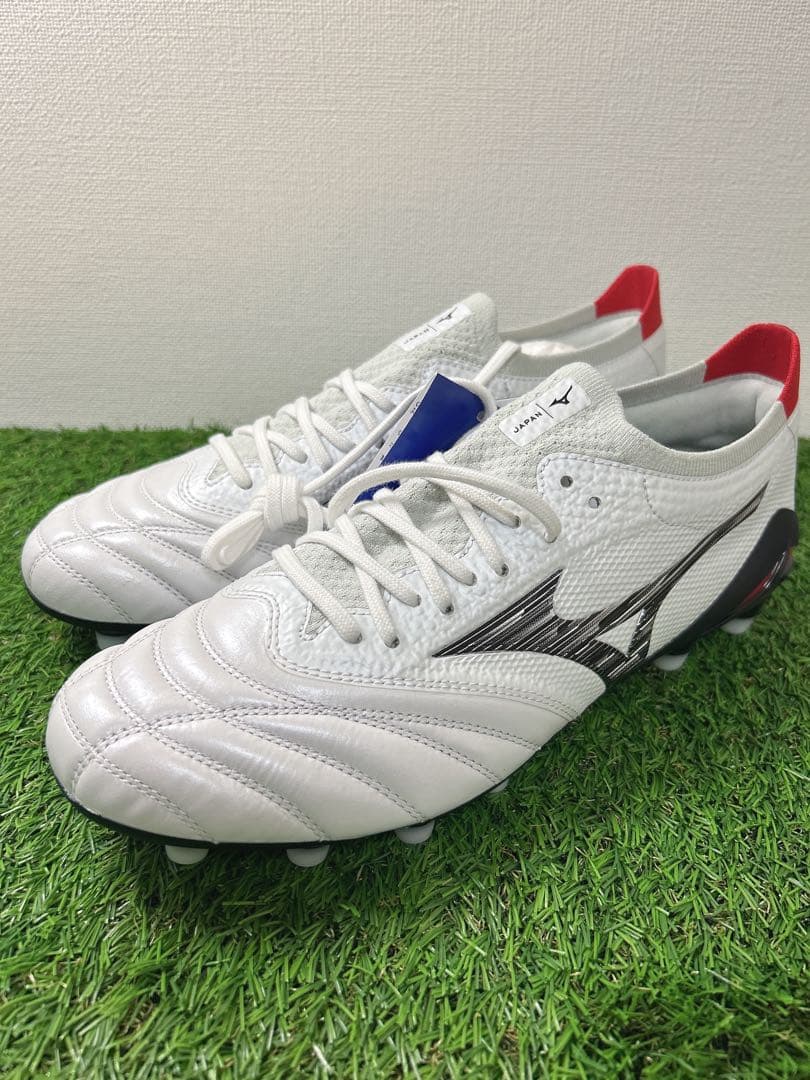 【希少限定品！】モレリアネオ4β ホワイト 25.0cm P1GA234009