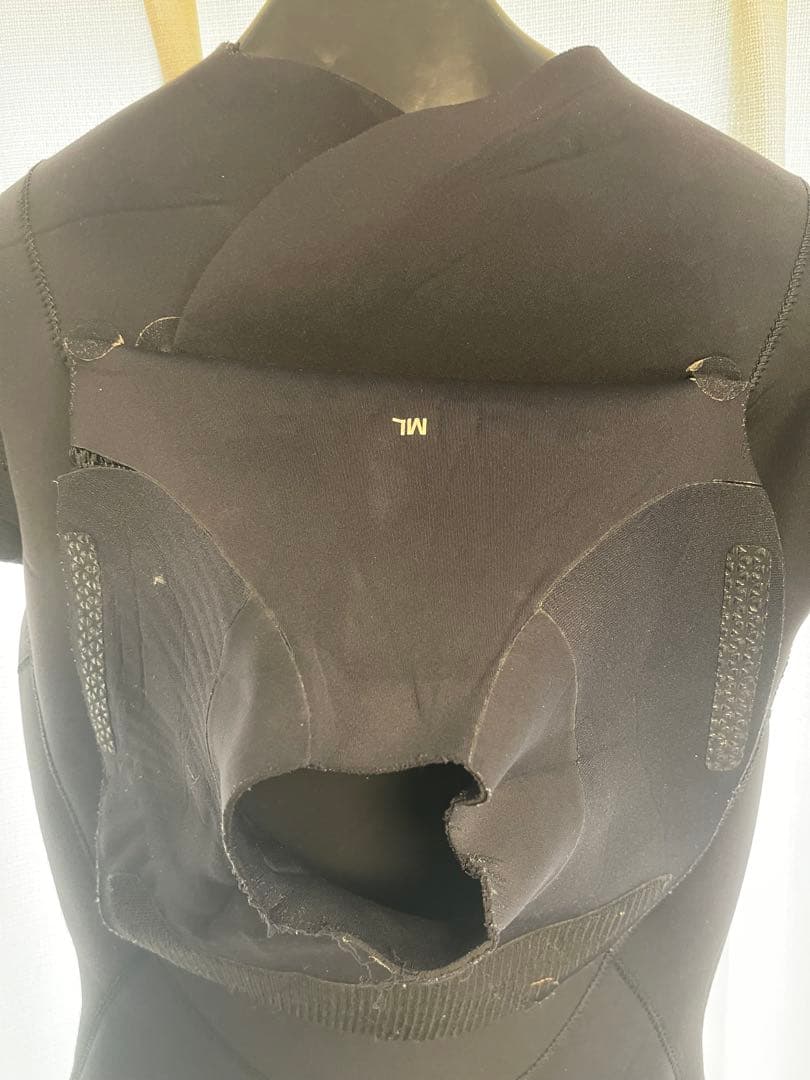 美品 スプリング ウェットスーツ MLサイズ