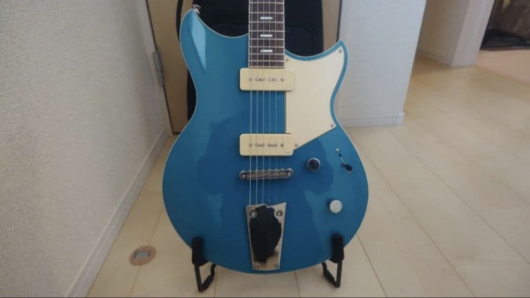 YAMAHA ヤマハ REVSTAR RSS02T ブルー エレキギター 美品