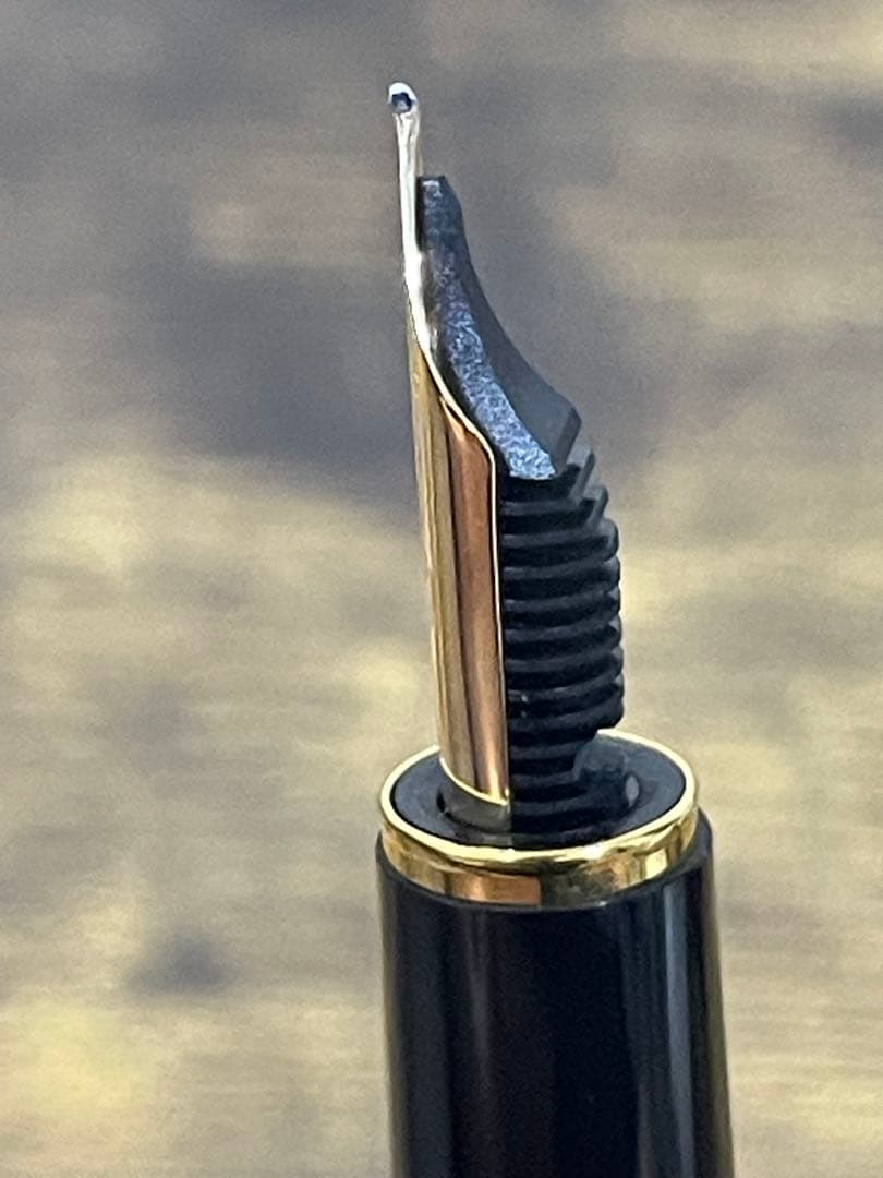 新品未使用　シール付 字幅F モンブラン　ノブレス　オブリージュ　万年筆　備品付