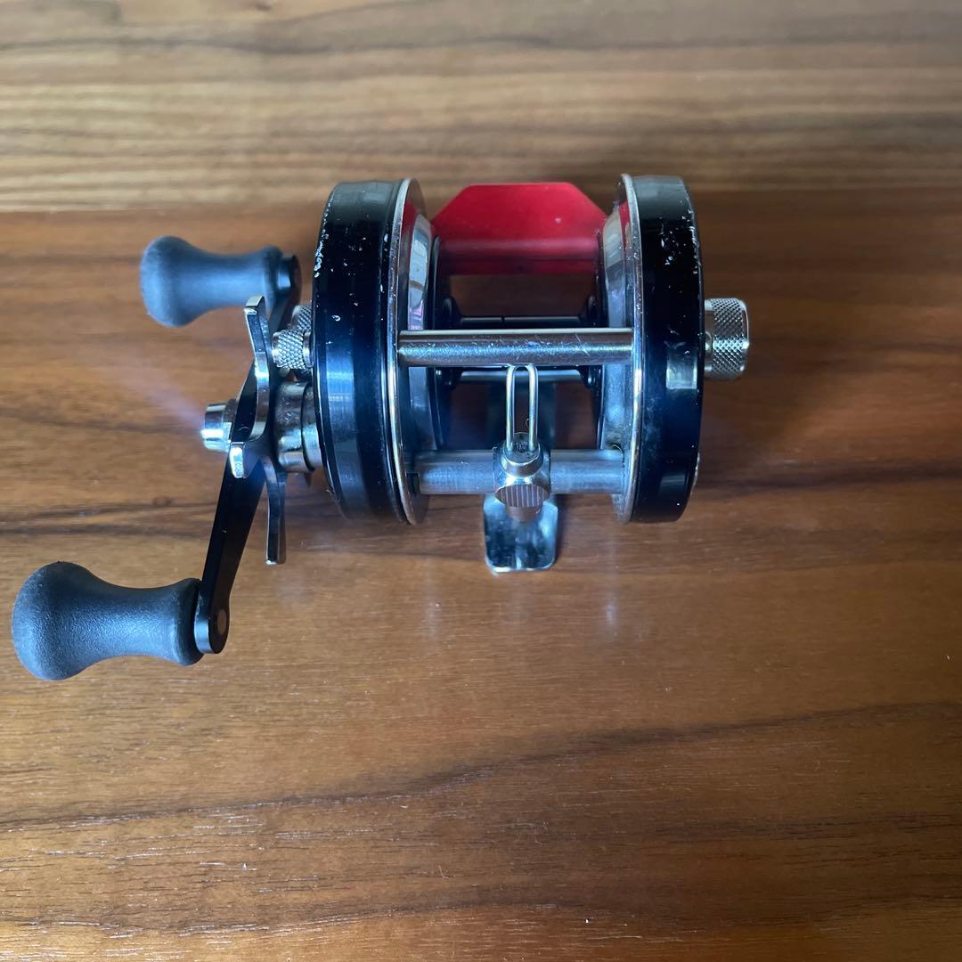 ABU 赤ベロ　アンバサダー5600C