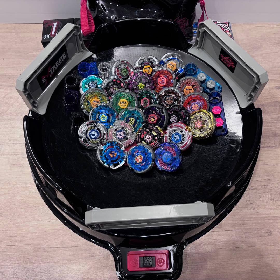 メタルファイトベイブレード　まとめ売り　スタジアム付き