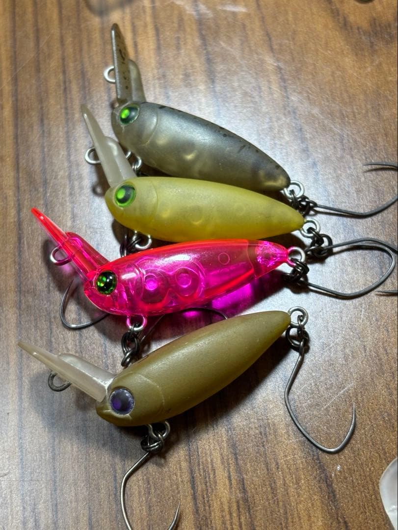 トラウト人気ルアーまとめ売り