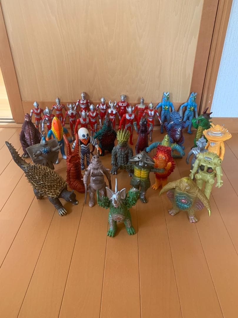【まとめ売り】ウルトラマンと怪獣のソフビ（合計36体）