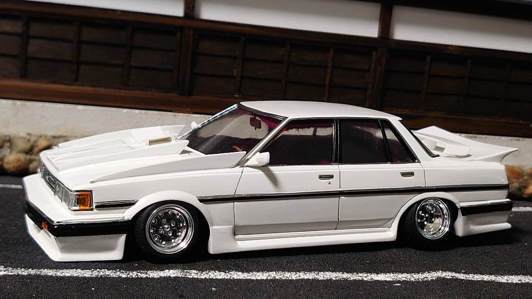 1/24 アオシマ 街道レーサー 71クレスタ 完成品