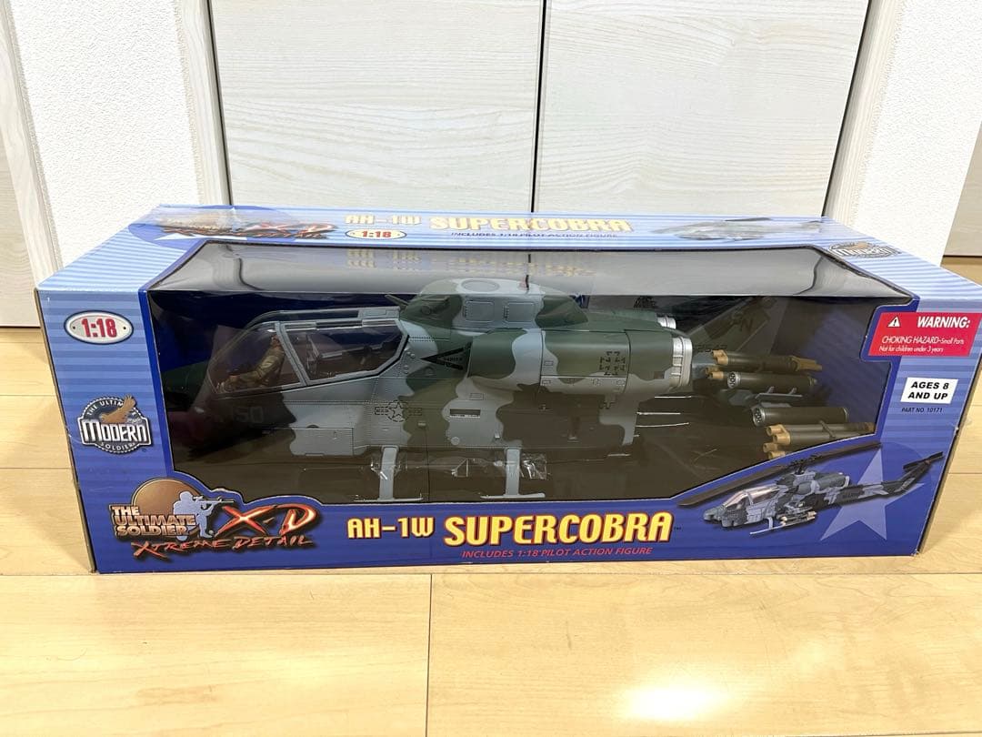 【希少】AH-1W 1:18 SUPER COBRA センチュリートイズ