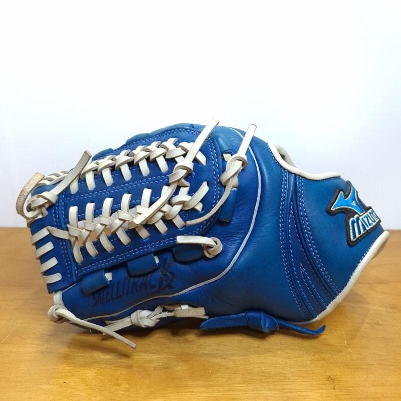 ミズノ サテライトラック 限定モデル 小型設計 左投げ用 軟式グローブ