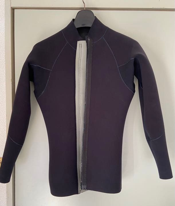 タッパー　ウェットスーツ　latewrap